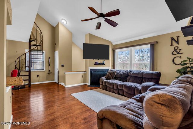 209 Begonia Court, Jackson, NJ 08527