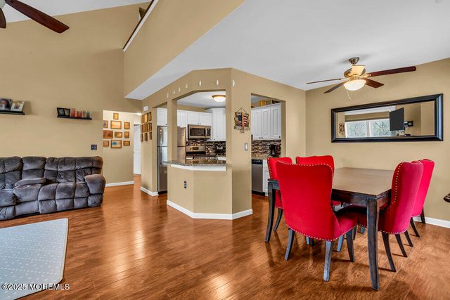209 Begonia Court, Jackson, NJ 08527
