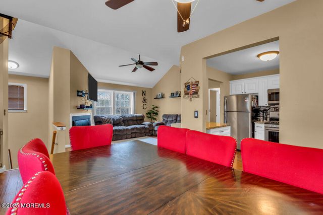209 Begonia Court, Jackson, NJ 08527