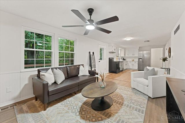 9977 Loralinda Drive, Colerain Twp, OH 45251