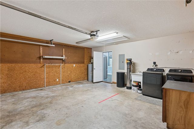 314 Lake Forest Drive, Kingsland, GA 31548