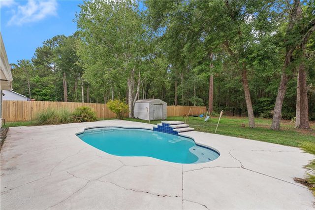314 Lake Forest Drive, Kingsland, GA 31548