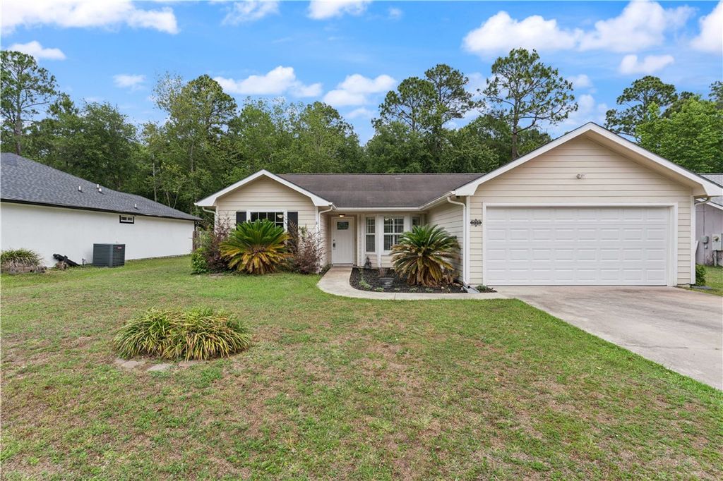 314 Lake Forest Drive, Kingsland, GA 31548