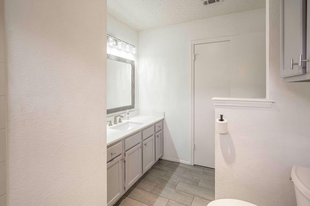 1910 Andover DR, Round Rock, TX 78664