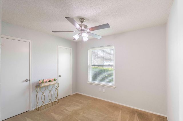 1910 Andover DR, Round Rock, TX 78664