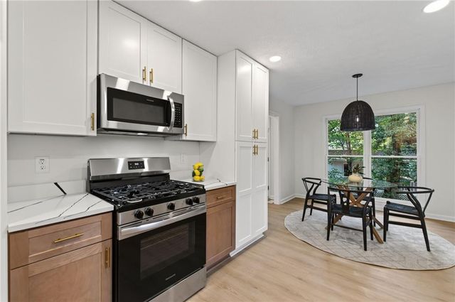 229 Oak Landing, Douglasville, GA 30134