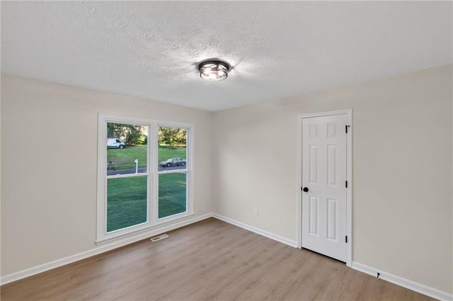 229 Oak Landing, Douglasville, GA 30134