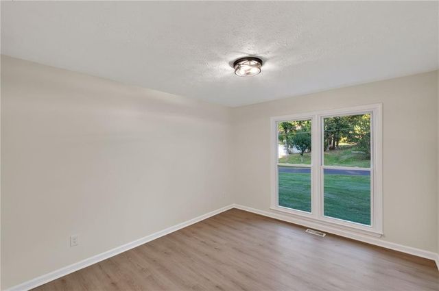 229 Oak Landing, Douglasville, GA 30134