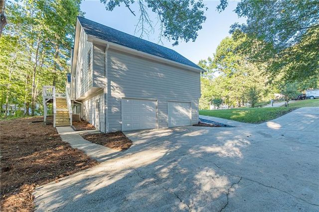 229 Oak Landing, Douglasville, GA 30134