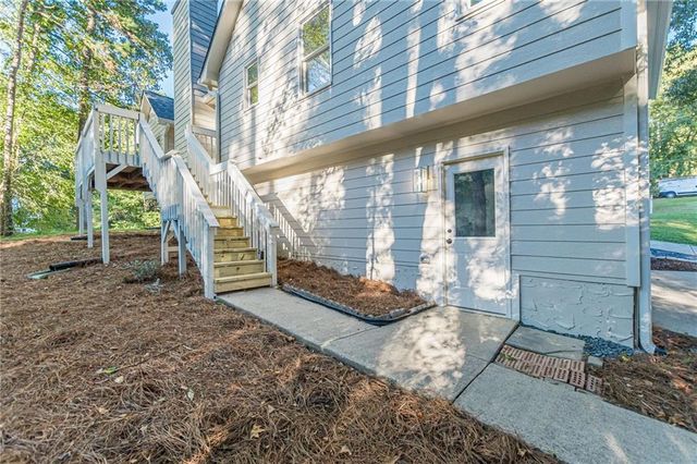 229 Oak Landing, Douglasville, GA 30134