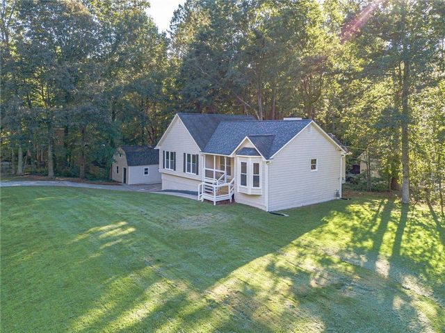 229 Oak Landing, Douglasville, GA 30134