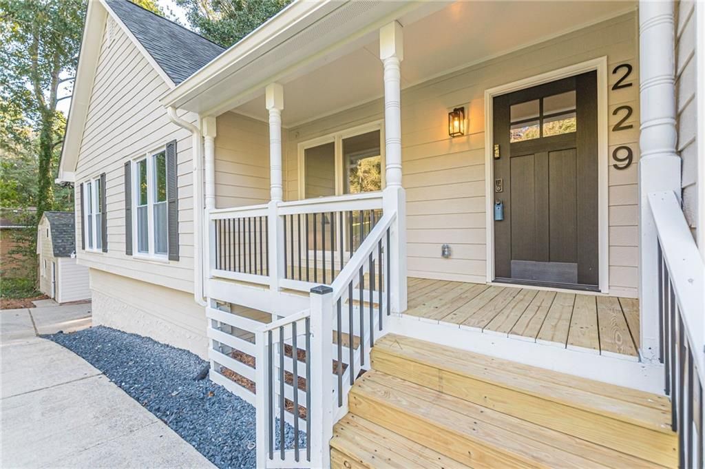 229 Oak Landing, Douglasville, GA 30134