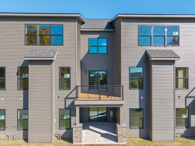 24 Hill Crest Lane UNIT 5, Lake George, NY 12845