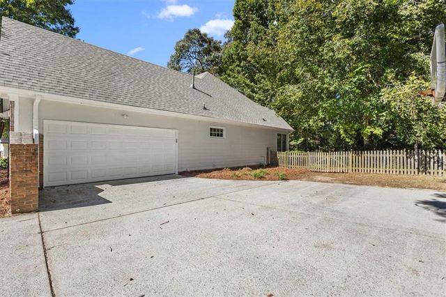 3382 Fielders Point, Dacula, GA 30019