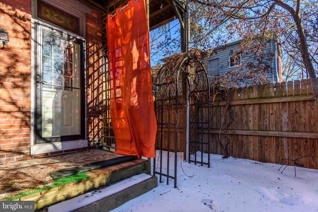 1702 PENN ST, Harrisburg, PA 17102