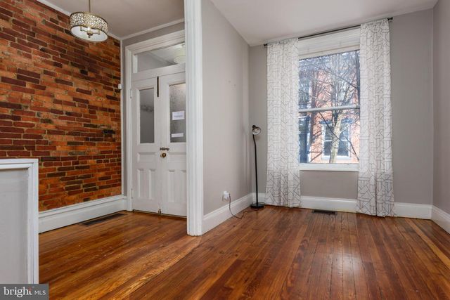 1702 PENN ST, Harrisburg, PA 17102