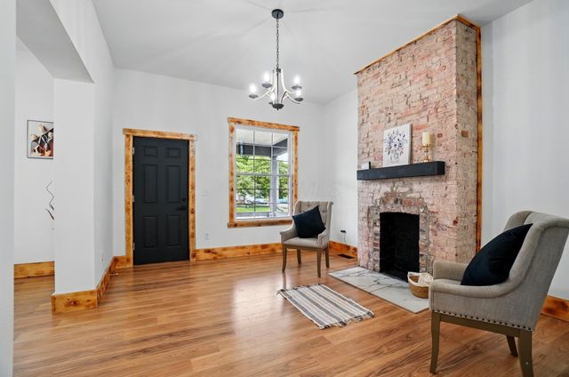 525 Saint Clair Avenue, Columbus, OH 43203