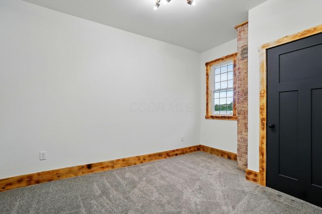 525 Saint Clair Avenue, Columbus, OH 43203