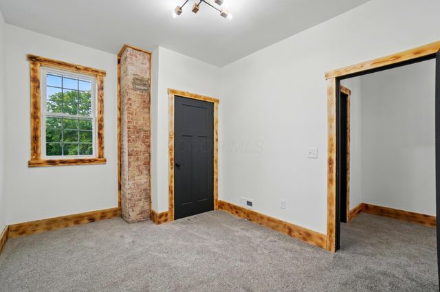 525 Saint Clair Avenue, Columbus, OH 43203
