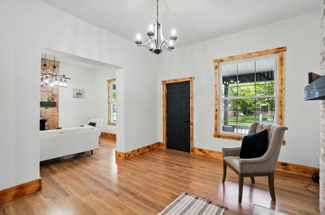 525 Saint Clair Avenue, Columbus, OH 43203