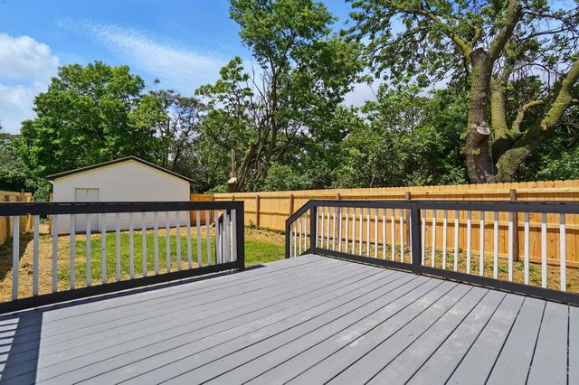525 Saint Clair Avenue, Columbus, OH 43203