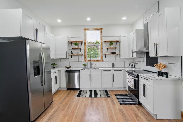 525 Saint Clair Avenue, Columbus, OH 43203