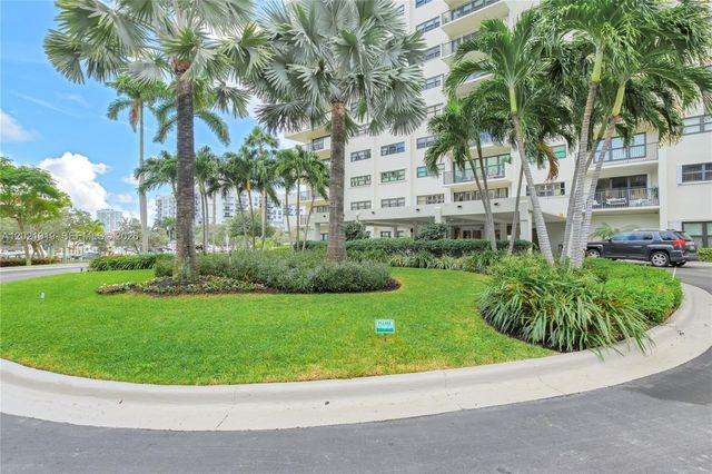 3200 N Port Royale Dr N 2103, Fort Lauderdale, FL 33308