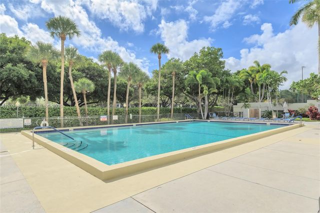 3200 N Port Royale Dr N 2103, Fort Lauderdale, FL 33308