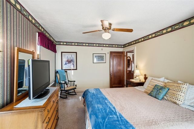 13 Kenwood Drive, Middletown, OH 45042