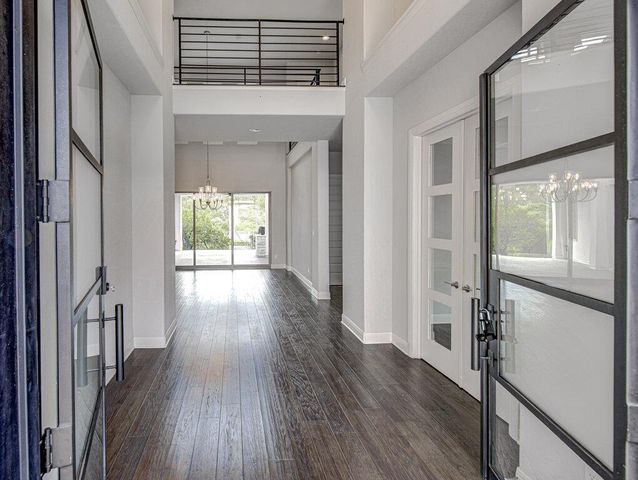 1916 Port Bari CT, Leander, TX 78641