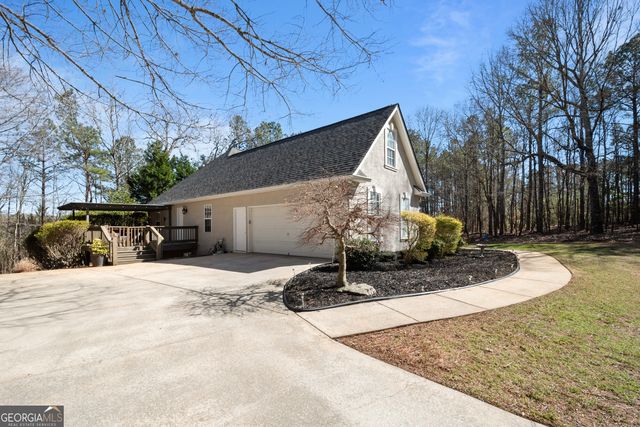 568 Martin Mill Road, Moreland, GA 30259