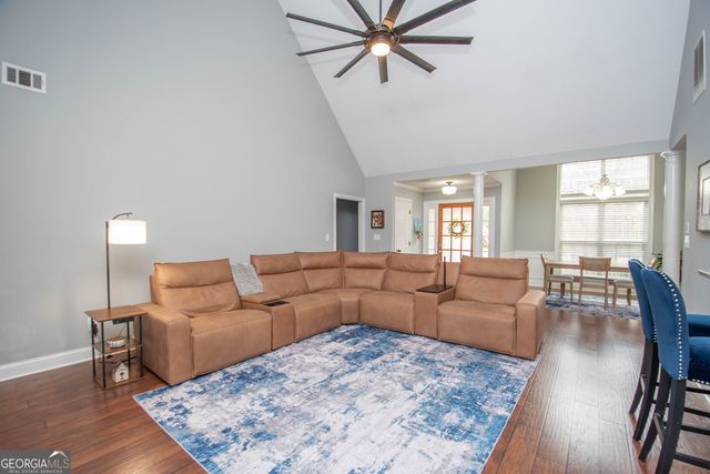 568 Martin Mill Road, Moreland, GA 30259