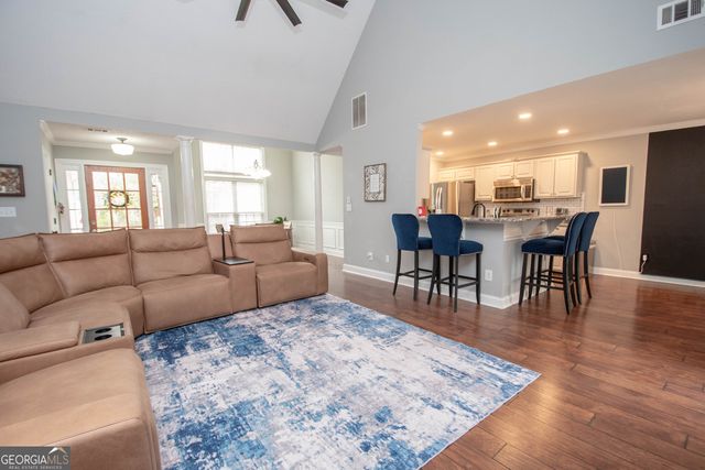 568 Martin Mill Road, Moreland, GA 30259