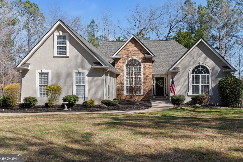 568 Martin Mill Road, Moreland, GA 30259