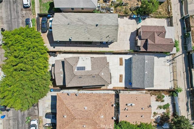 1352 23 rd, Los Angeles, CA 90011