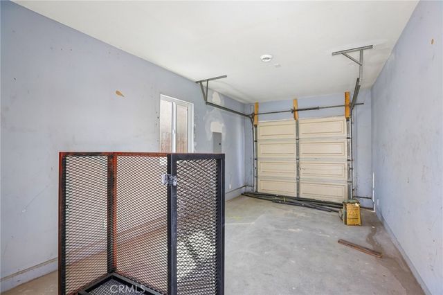 1352 23 rd, Los Angeles, CA 90011