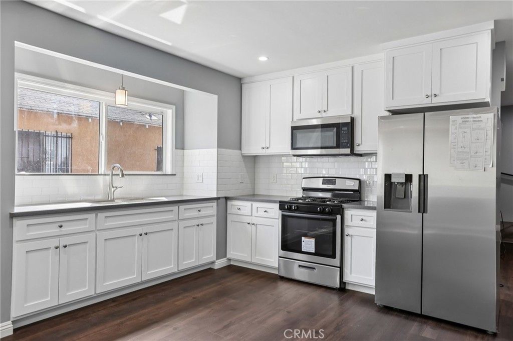 1352 23 rd, Los Angeles, CA 90011 — photo 3