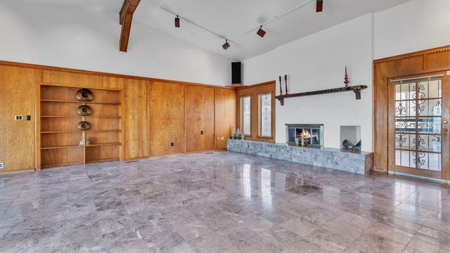 1512 La Tuna Place SE, Albuquerque, NM 87123