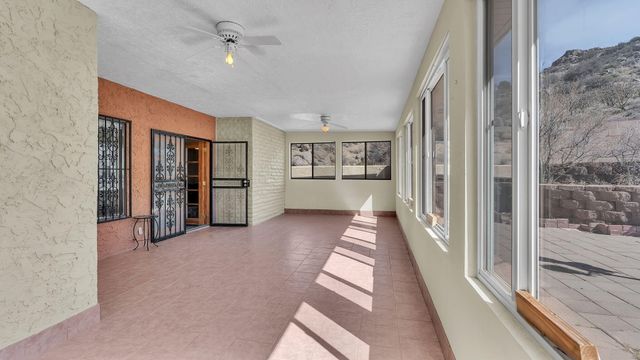 1512 La Tuna Place SE, Albuquerque, NM 87123