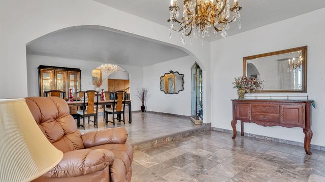 1512 La Tuna Place SE, Albuquerque, NM 87123