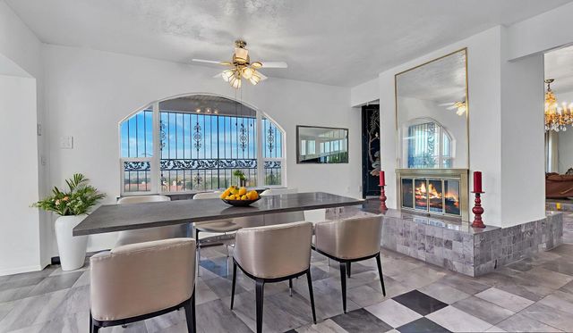 1512 La Tuna Place SE, Albuquerque, NM 87123