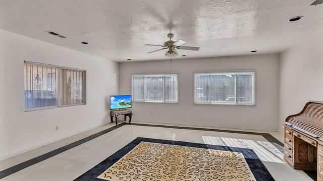 1512 La Tuna Place SE, Albuquerque, NM 87123