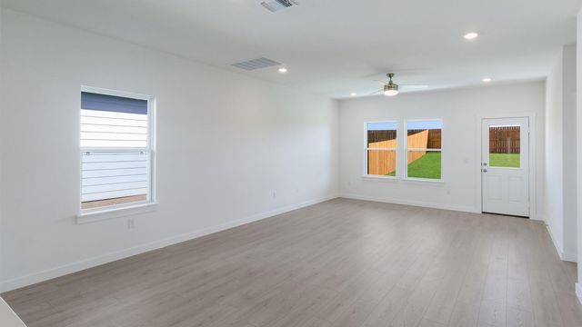 9705 Oxbow Strap DR, Austin, TX 78724