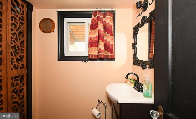 755 HAUNTED LN, Bensalem, PA 19020