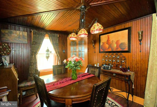 755 HAUNTED LN, Bensalem, PA 19020