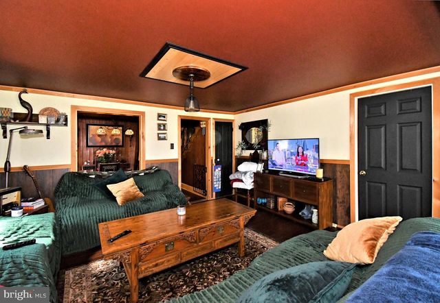 755 HAUNTED LN, Bensalem, PA 19020