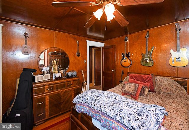 755 HAUNTED LN, Bensalem, PA 19020