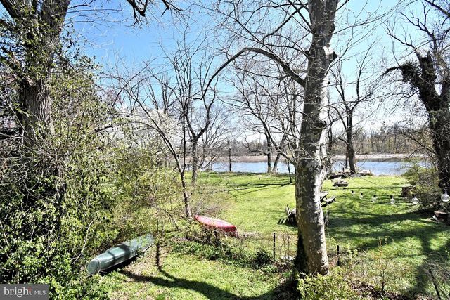 755 HAUNTED LN, Bensalem, PA 19020