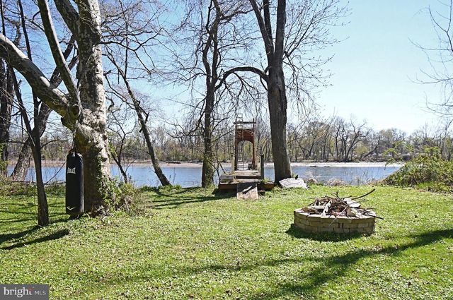 755 HAUNTED LN, Bensalem, PA 19020