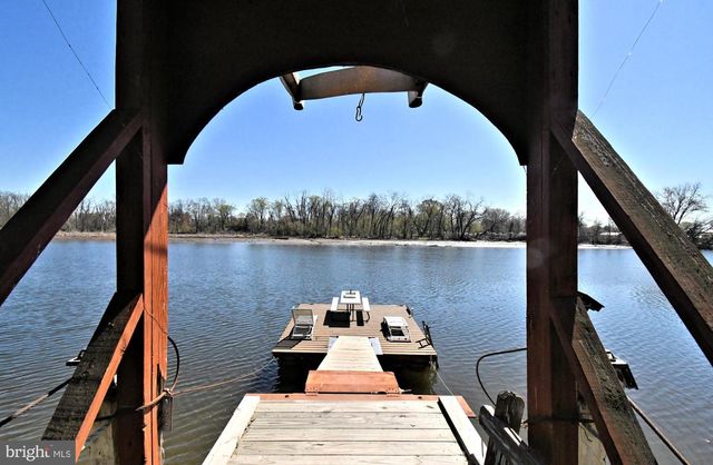 755 HAUNTED LN, Bensalem, PA 19020